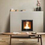 Caminetto a pellet SIRIUS 11 ventilato canalizzabile 10,7 kw.